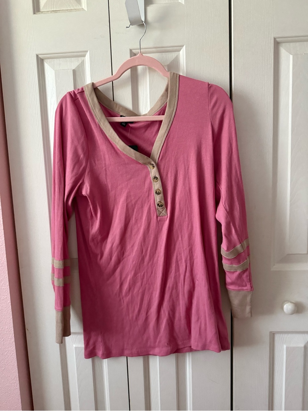 Pink Long-Sleeve Henley Top with Contrast Trim